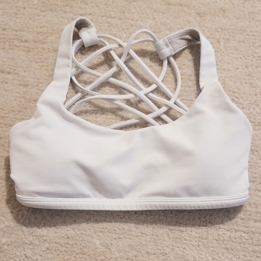 Lululemon Free To Be Wild Bra